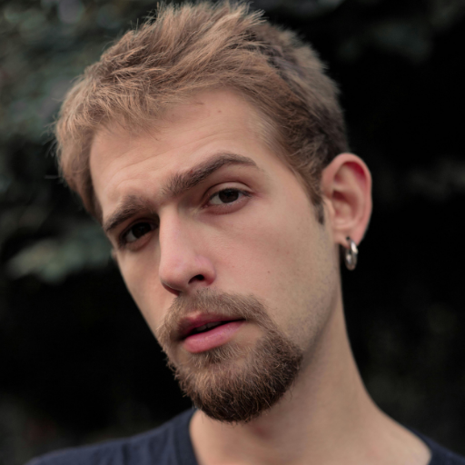 Олександр Петренко